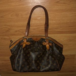 AUTHENTIC Vintage Tivoli Louis Vuitton Purse!